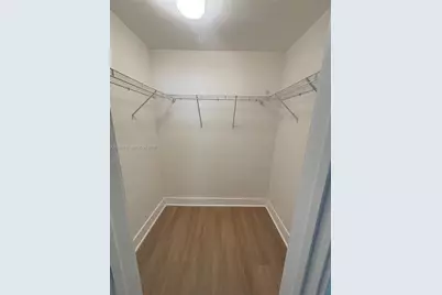 1353 NW 5th St #1, Miami, FL 33125 - Photo 9
