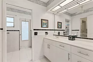 8 Castle Harbor Island, Fort Lauderdale, FL 33308 - Photo 21