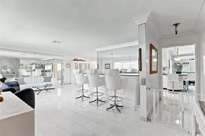 8 Castle Harbor Is, Fort Lauderdale, FL 33308 - Photo 5