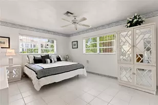 8 Castle Harbor Island, Fort Lauderdale, FL 33308 - Photo 19