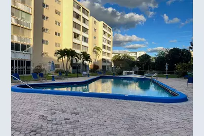 301 NE 14th Ave #608, Hallandale Beach, FL 33009 - Photo 19