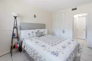 1450 NE 170th St, North Miami Beach, FL 33162 - Photo 17