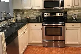 3865 W 9th Way, Hialeah, FL 33012 - Photo 5