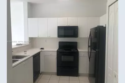 2925 SE 16th Ave #102, Homestead, FL 33035 - Photo 9