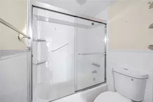 6861 SW 147th Ave, Miami, FL 33193 - Photo 17