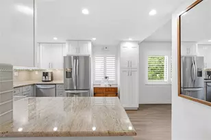 9501 Sunrise Lakes Blvd, Sunrise, FL 33322 - Photo 3