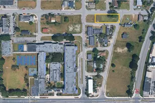321 SW 6th St, Homestead, FL 33030 - Photo 1