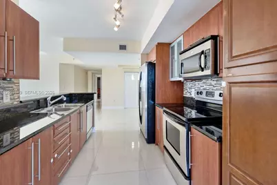 3232 SW 22nd St #1701, Miami, FL 33145 - Photo 3