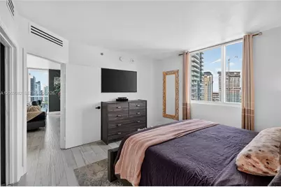 55 SE 6th St #3802, Miami, FL 33131 - Photo 19