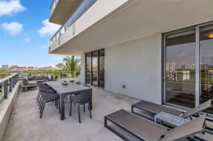 2960 NE 207th St, Aventura, FL 33180 - Photo 13