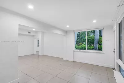 1580 NE 139th St, North Miami, FL 33161 - Photo 9