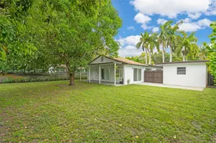 1580 NE 139th St, North Miami, FL 33161 - Photo 3