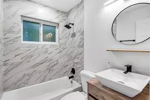 1580 NE 139th St, North Miami, FL 33161 - Photo 21