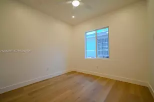 112 NW 24th Ct, Miami, FL 33125 - Photo 17