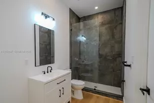 112 NW 24th Ct, Miami, FL 33125 - Photo 3
