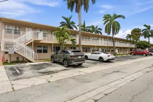 230 SW 11th Ave, Hallandale Beach, FL 33009 - Photo 1