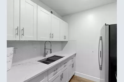 230 SW 11th Ave #8, Hallandale Beach, FL 33009 - Photo 13