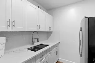 230 SW 11th Ave, Hallandale Beach, FL 33009 - Photo 13