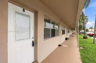 230 SW 11th Ave, Hallandale Beach, FL 33009 - Photo 3