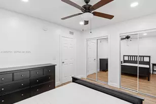 230 SW 11th Ave, Hallandale Beach, FL 33009 - Photo 21