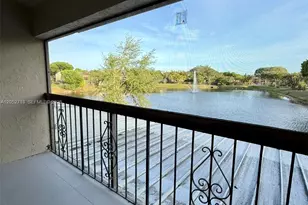 14293 Kendale Lakes Circle, Miami, FL 33183 - Photo 29