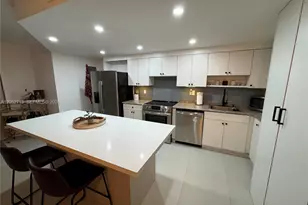 14293 Kendale Lakes Circle, Miami, FL 33183 - Photo 9