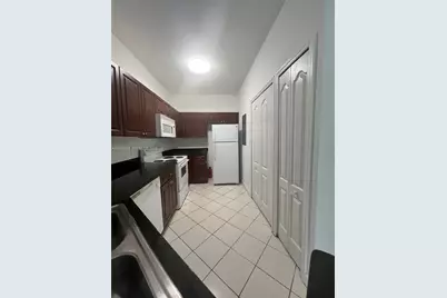 7200 NW 177th St #206-7, Hialeah, FL 33015 - Photo 1