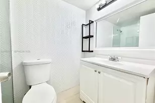 1333 NW 15th St, Miami, FL 33125 - Photo 15