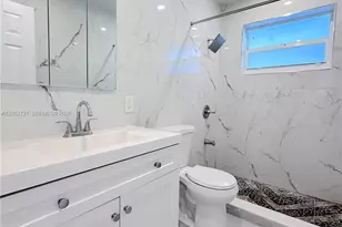 940 NW 32nd Ct, Miami, FL 33125 - Photo 3