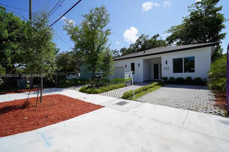 112 NW 24th Ct - 112 NW 24th Ct, Miami, FL 33125 Luxury Property | Jose Angel Pina