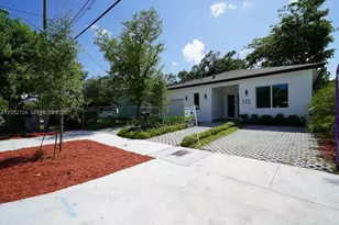 112 NW 24th Ct, Miami, FL 33125 - Photo 1