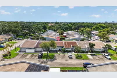 2377 N 37th Ave, Hollywood, FL 33021 - Photo 41