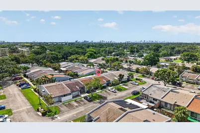 2377 N 37th Ave, Hollywood, FL 33021 - Photo 43