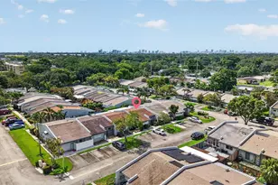 2377 N 37th Ave, Hollywood, FL 33021 - Photo 43