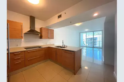 218 SE 14th St #1004, Miami, FL 33131 - Photo 29