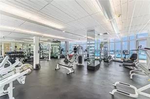 218 SE 14th St, Miami, FL 33131 - Photo 33