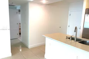 218 SE 14th St, Miami, FL 33131 - Photo 19