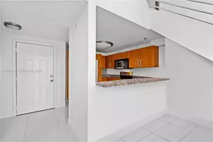 6362 Collins Ave, Miami Beach, FL 33141 - Photo 15