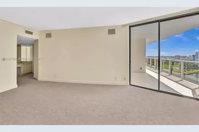 20281 E Country Club Dr #1907, Aventura, FL 33180 - Photo 19