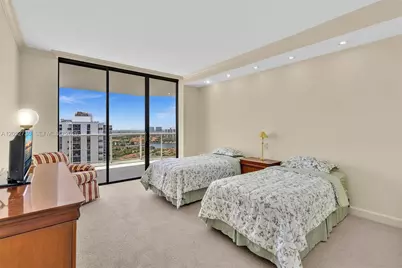20281 E Country Club Dr #1907, Aventura, FL 33180 - Photo 25