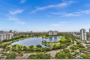 20281 E Country Club Dr, Aventura, FL 33180 - Photo 3
