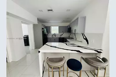 516 La Villa Dr, Miami Springs, FL 33166 - Photo 3