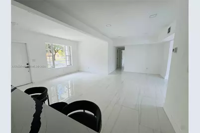 516 La Villa Dr, Miami Springs, FL 33166 - Photo 5