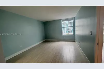 2899 Collins Ave #724, Miami Beach, FL 33140 - Photo 9