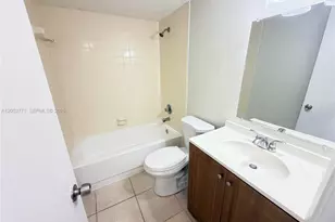 101 NE 41st St, Oakland Park, FL 33334 - Photo 9