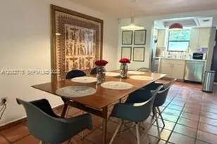 1507 NE 105th St, Miami Shores, FL 33138 - Photo 3