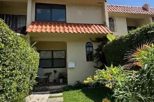 1507 NE 105th St, Miami Shores, FL 33138 - Photo 1
