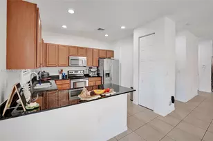 650 NE 191st Terrace, Miami, FL 33179 - Photo 29