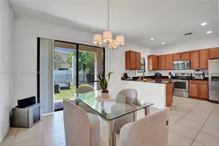 650 NE 191st Terrace, Miami, FL 33179 - Photo 25