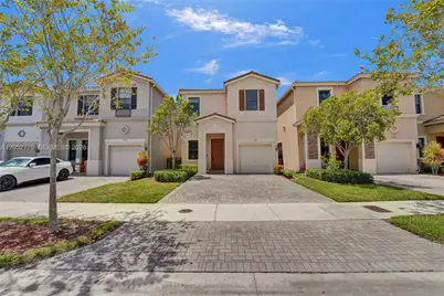 650 NE 191st Ter, Miami, FL 33179 - Photo 1